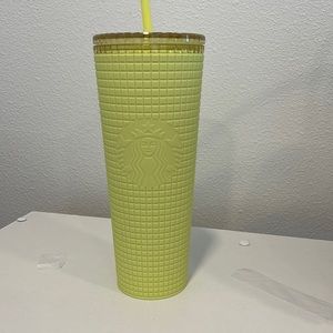 NWT Starbucks 2023 Yellow Jelly Grid Tumbler⭐️
